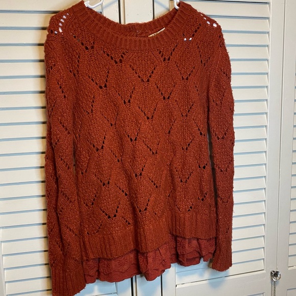 ANTHROPOLOGIE LILI’S CLOSET RUST POINTELLE SWEATER - Picture 2 of 9